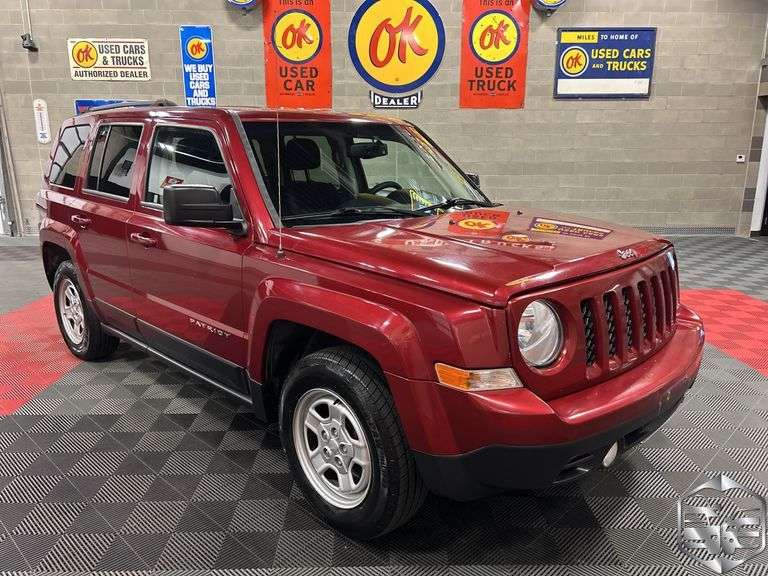 2016  Jeep  Patriot   Sport