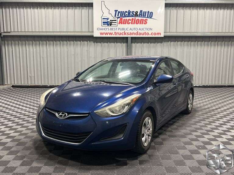 2016  Hyundai  Elantra  SE