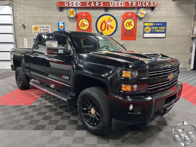 2017  Chevrolet  Silverado 3500   LTZ