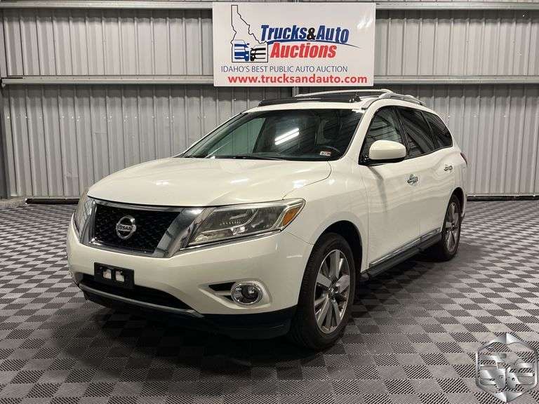 2014  Nissan  Pathfinder  Platinum