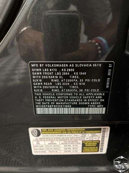 2012  Volkswagen  Touareg  VR6 Sport