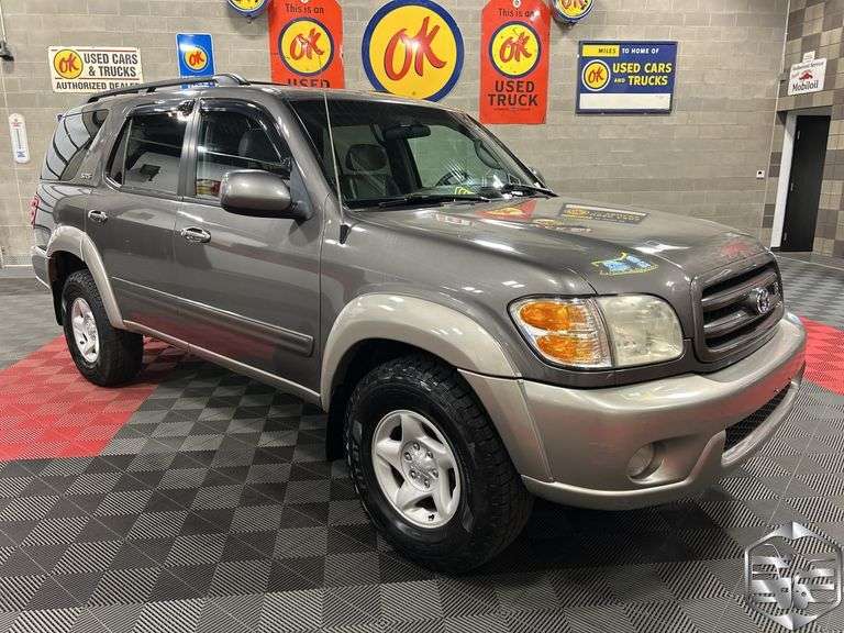 2004  Toyota  Sequoia   SR5
