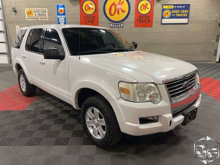 2009  Ford  Explorer   XLT
