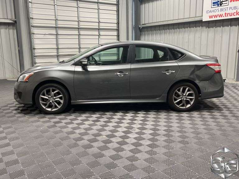 2015  Nissan  Sentra  SR