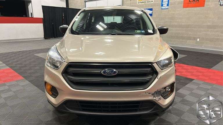 2017  Ford  Escape  S