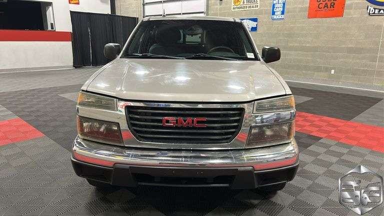 2005  GMC  Canyon  SLE