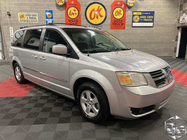 2008  Dodge  Grand Caravan   SXT