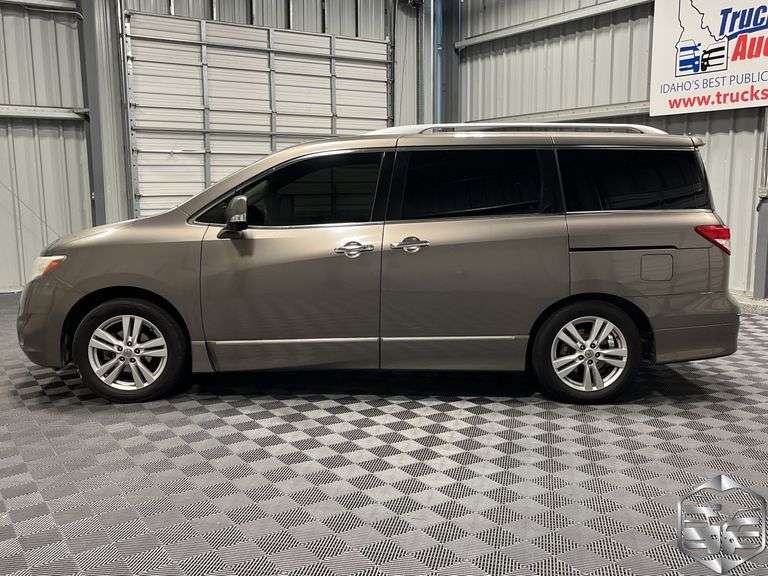 2014  Nissan  Quest  3.5 LE