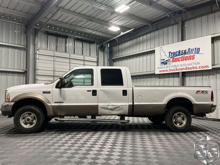 2004  Ford  F350 Super Duty  Lariat