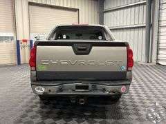 2003  Chevrolet  Avalanche  1500