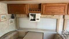 2000  Winnebago