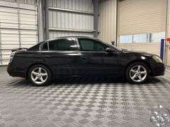 2005  Nissan  Altima  3.5 SE