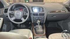 2009  Audi  Q5    Premium Quattro