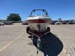 1996  Four Winns Fiberglass  Open Motorboat