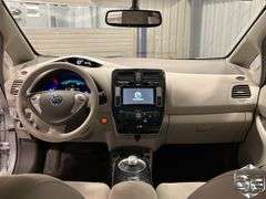 2011  Nissan  Leaf  SL