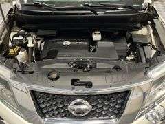 2014  Nissan  Pathfinder  SV