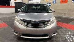2013  Toyota  Sienna  XLE