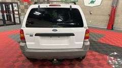 2002  Ford  Escape   XLT