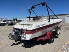 1996  Four Winns Fiberglass  Open Motorboat
