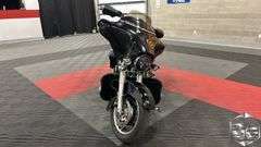 2009  Harley-Davidson  Street Glide   FLHX Cruiser