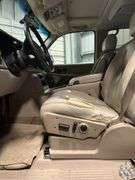 2006  Chevrolet  Suburban  1500 LT