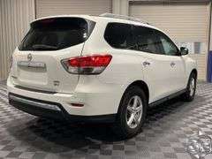 2014  Nissan  Pathfinder  SV