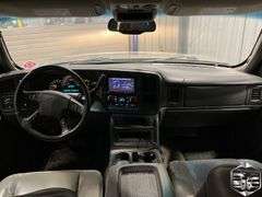 2003  Chevrolet  Avalanche  1500