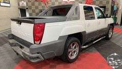 2003  Chevrolet  Avalanche