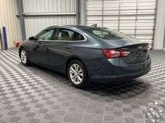 2021  Chevrolet  Malibu LT
