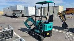 AGT Industrial QH12R Mini Excavator