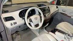 2013  Toyota  Sienna  XLE