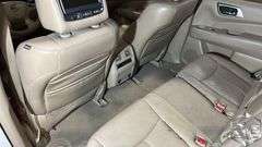 2013  Nissan  Pathfinder  SL