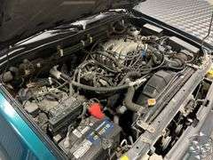 1996  Nissan  Pathfinder  LE