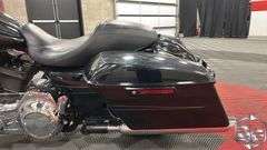 2016  Harley-Davidson  Street Glide   FLHXI