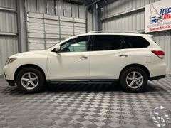 2014  Nissan  Pathfinder  SV