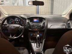 2016  Ford  Focus  SE