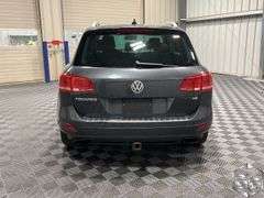 2012  Volkswagen  Touareg  VR6 Sport