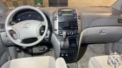 2009  Toyota  Sienna   CE
