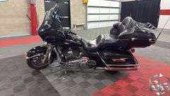 2014  Harley-Davidson  FLHTCU   Cruiser