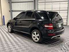 2011  Mercedes-Benz  M Class  ML350 4MATIC