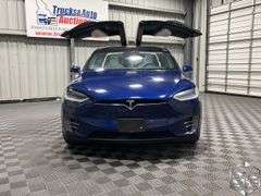 2016  Tesla  Model X  90D