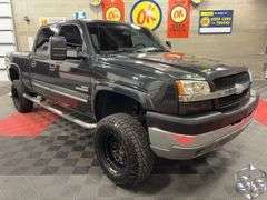 2003  Chevrolet  Silverado 2500   LS