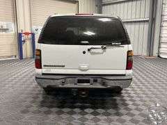 2006  Chevrolet  Suburban  1500 LT