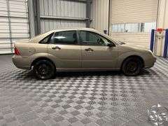 2005  Ford  Focus  ZX4