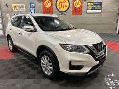 2018  Nissan  Rogue   SV