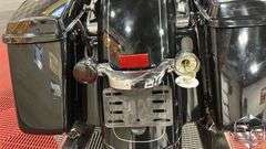 2016  Harley-Davidson  Street Glide   FLHXI