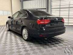 2015  Volkswagen  Jetta  SE