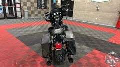 2009  Harley-Davidson  Street Glide   FLHX Cruiser