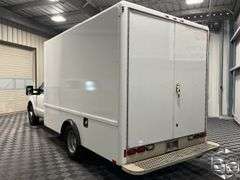 2015  Ford  F350 Super Duty  XL Box Truck