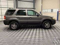 2005  Ford  Escape  XLT